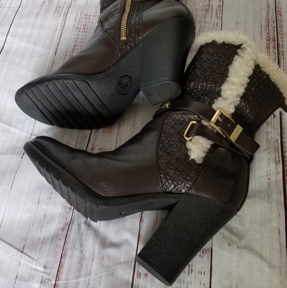 MICHAEL Michael Kors Leather Heeled Boots - Picture 9 of 16